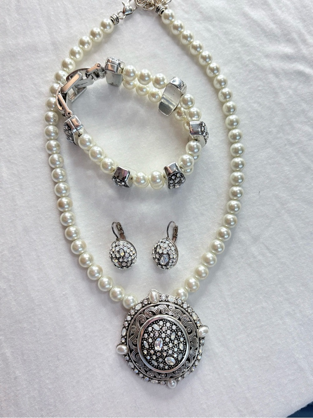 Brighton Pearl Crystal Brooch Necklace Bracelet Earrings VTG Set